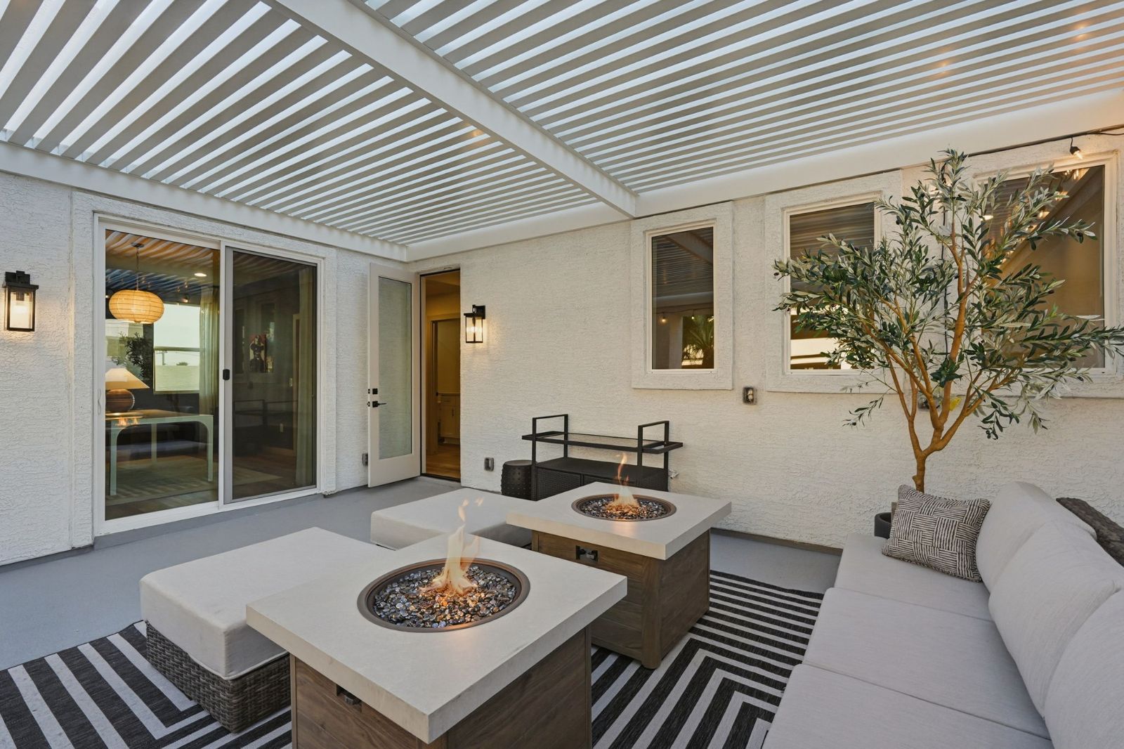 Rooftop Residence sky deck with pergola